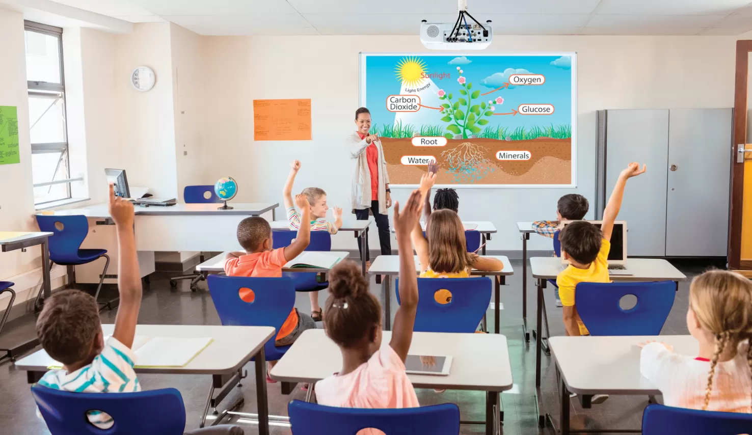 M&aacute;y chiếu Epson EB-E01